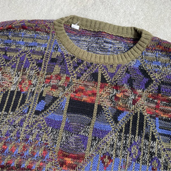 💫Vintage pattern Knit Sweater - size M - Picture 3 of 6